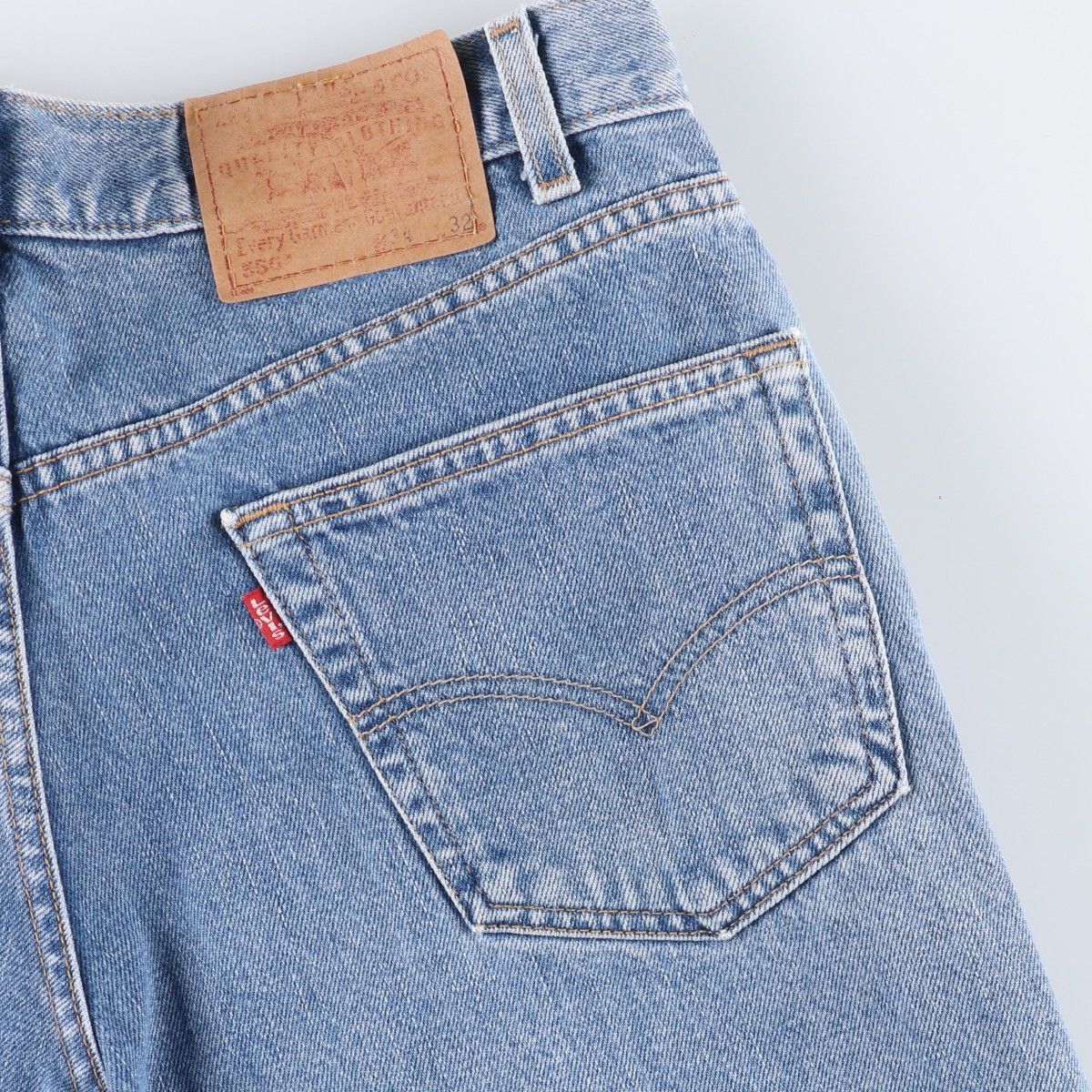 00'S Levi's 550 Relaxed Fit Black Denim Tapered Denim Pants Men's W34 cotton Blue type light blue Vintage Second Hand