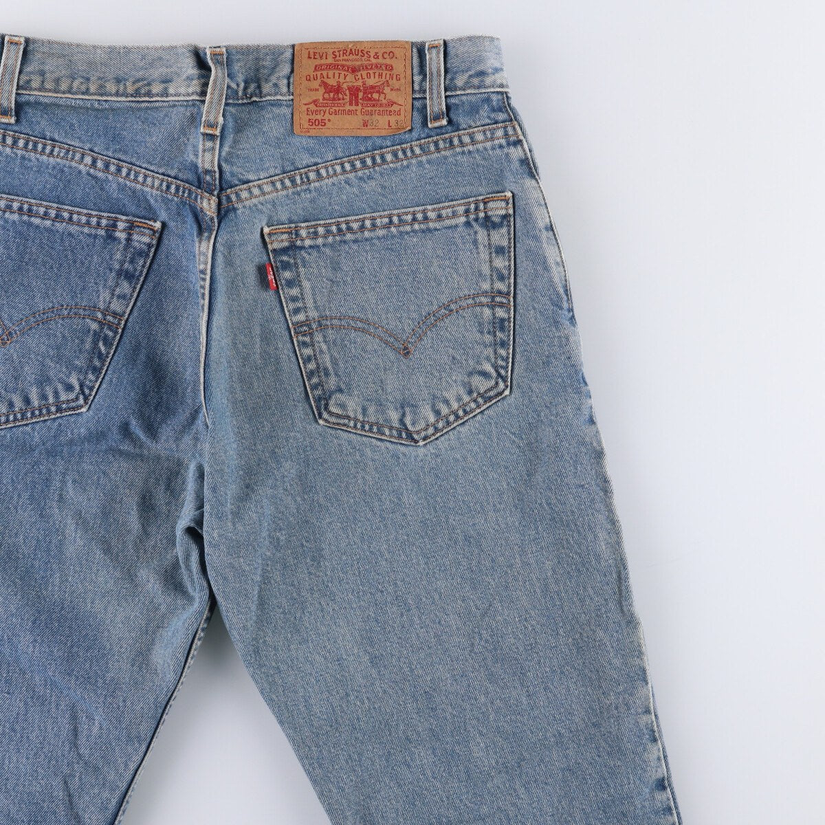 00'S Levi's 505 REGULAR FIT STRAIGHT LEG tapered denim pants for men, size w32 cotton blue type Vintage Second Hand