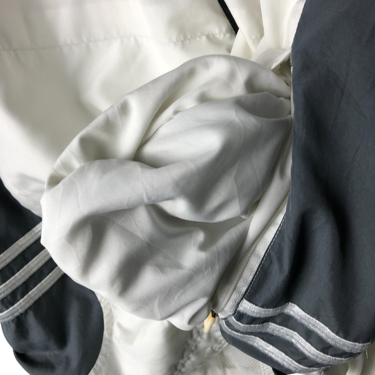 00'S adidas windbreaker men's XL size polyester white type Vintage Second Hand