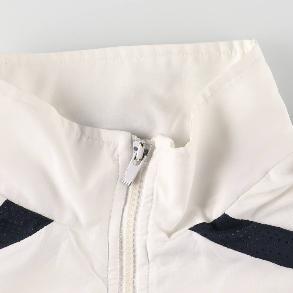 00'S adidas windbreaker, men's size M polyester white type Vintage Second Hand