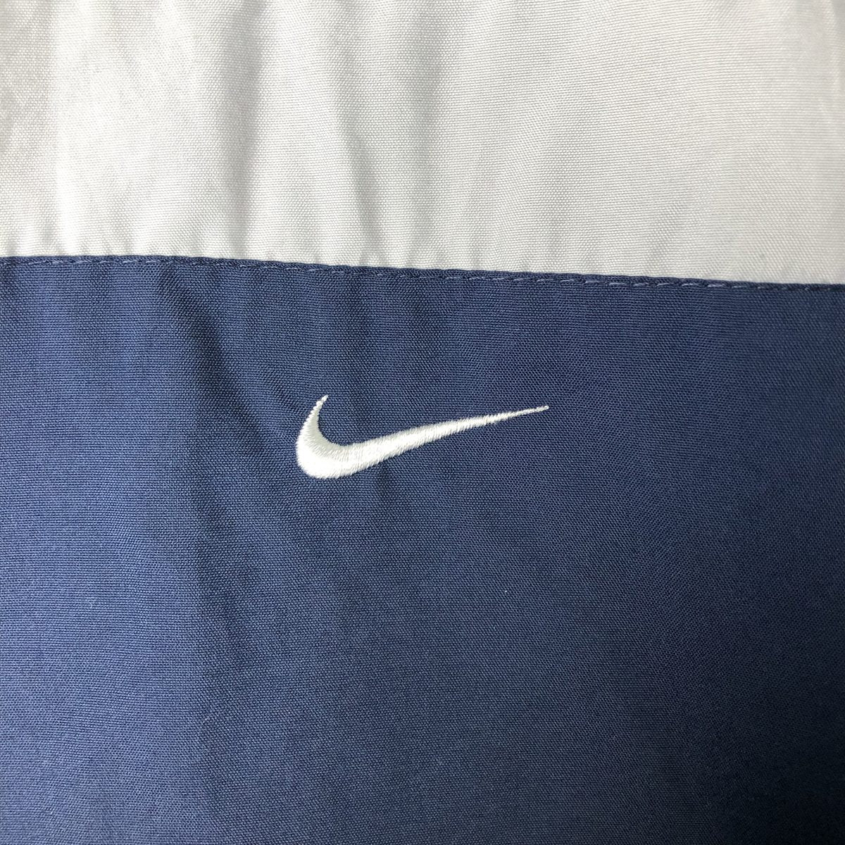 00'S Nike Nylon Jacket Men's M size Nylon navy blue type Vintage Second Hand