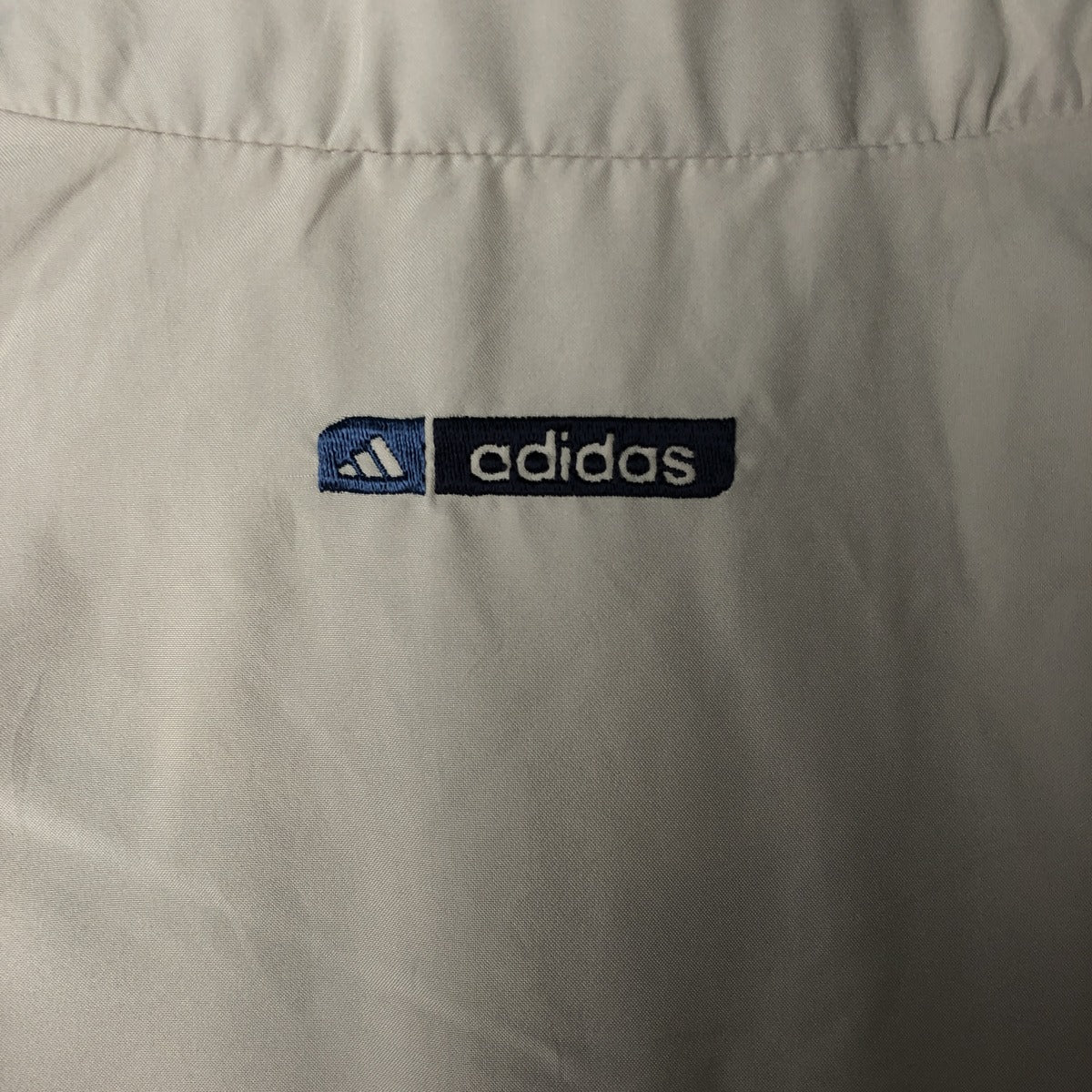 00'S adidas windbreaker, men's size M polyester Beige type Vintage Second Hand