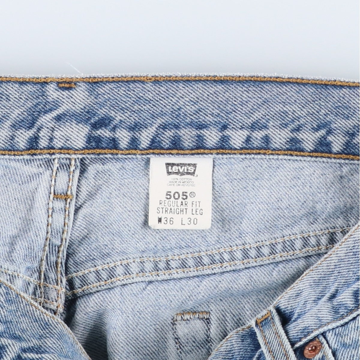 00'S Levi's 505 REGULAR FIT STRAIGHT LEG tapered denim pants for men, size w35 cotton Blue type light blue Vintage Second Hand