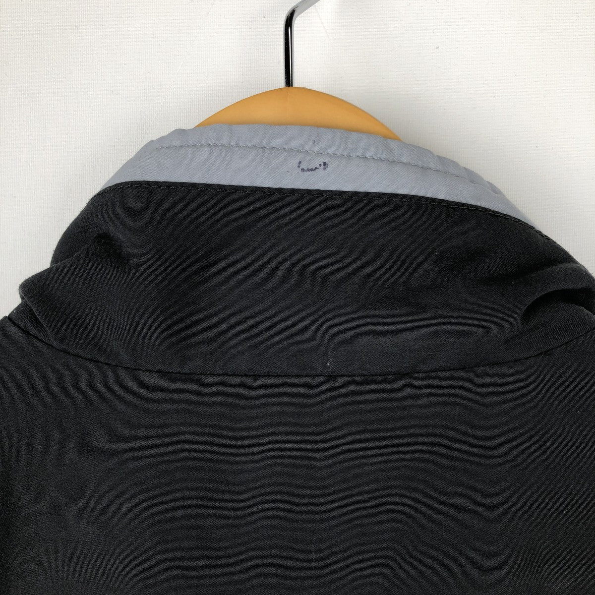 00'S adidas windbreaker men's XXL size polyester black type Vintage Second Hand