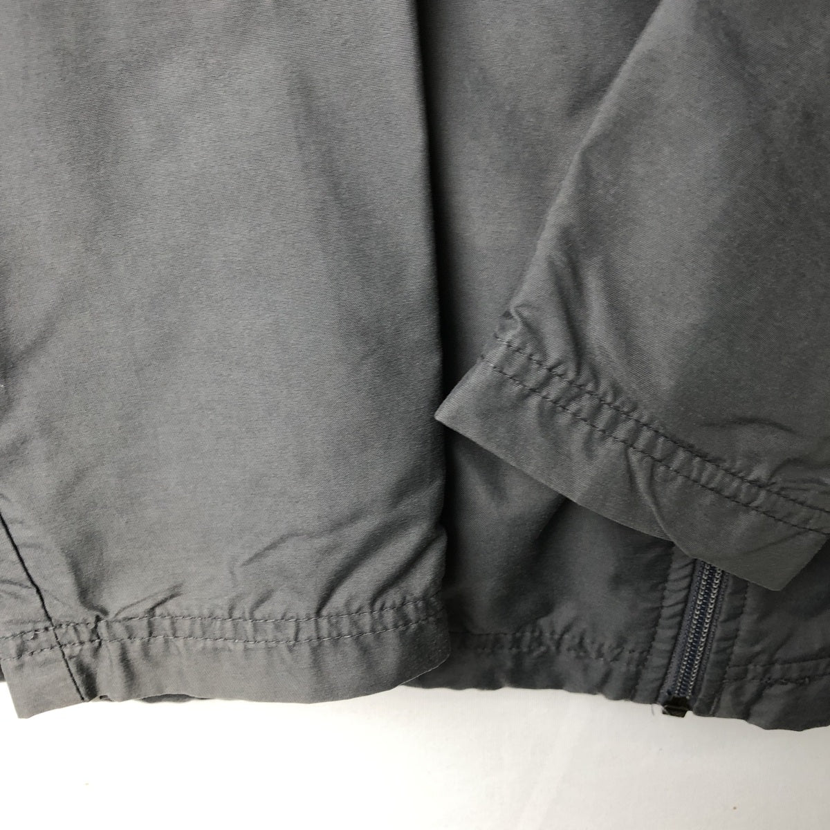 00'S Nike Nylon Jacket Men's M size Nylon gray type Vintage Second Hand