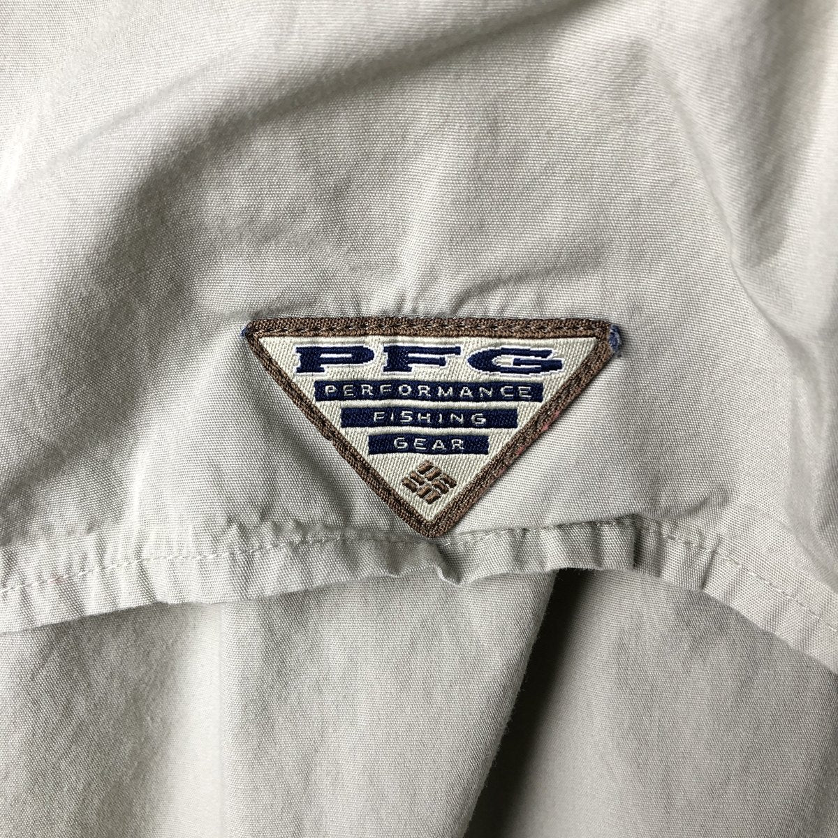 00'S Columbia PFG Hidden Button Down Short Sleeve Fishing Shirt Men's XL cotton Beige type Vintage Second Hand