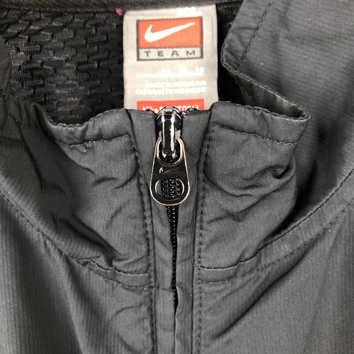 00'S Nike NIKE TEAM Windbreaker Men's XL polyester black type Vintage Second Hand