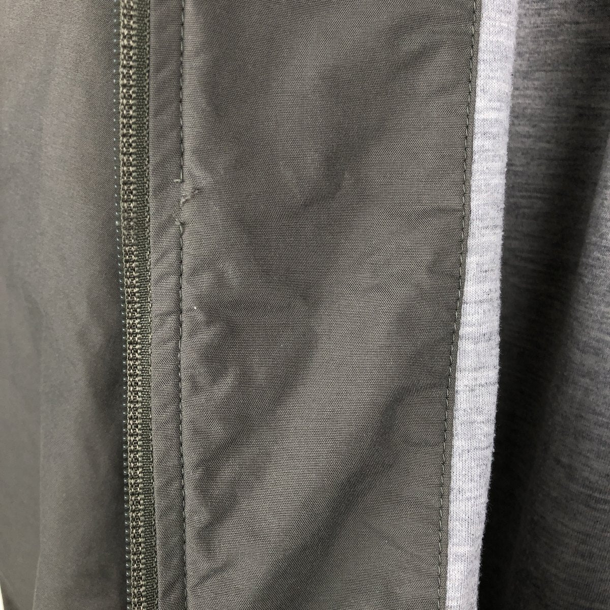 00'S Nike Nylon Jacket Men's Size L Nylon Khaki type Vintage Second Hand