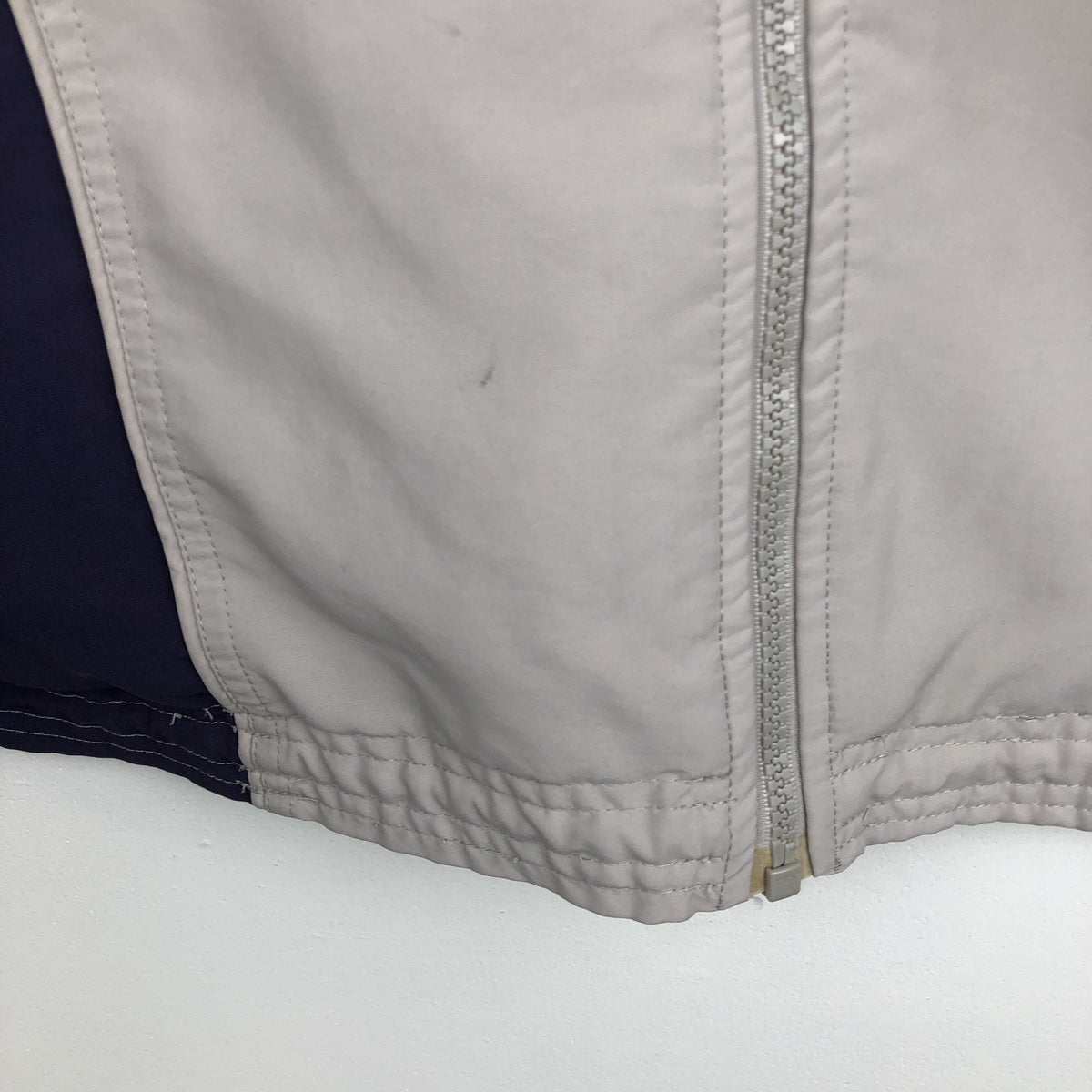 00'S adidas windbreaker, men's size S polyester Beige type Vintage Second Hand
